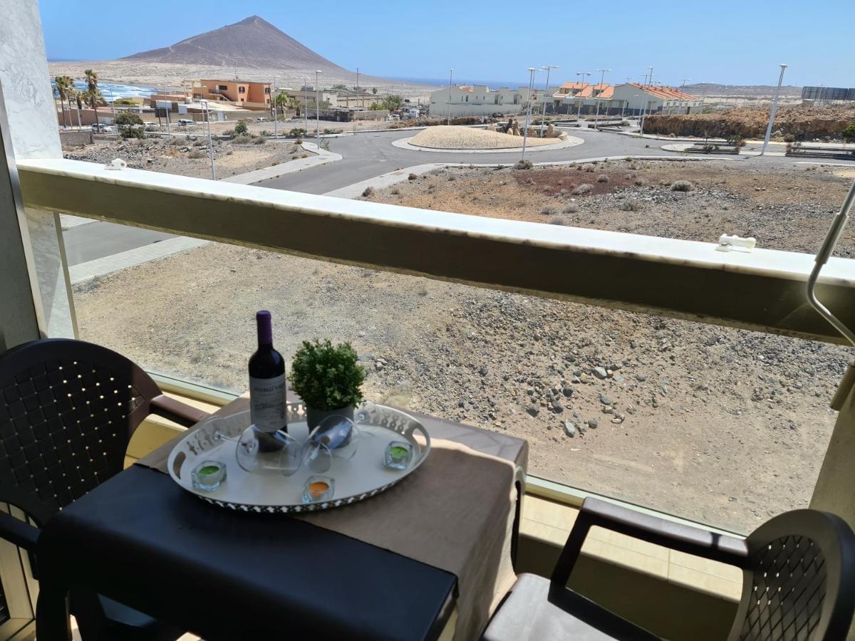 אל מדאנו Apartment Barraquito, Balcony With Sea View, Close To The Beach, Wifi, Ideal For Surfers מראה חיצוני תמונה